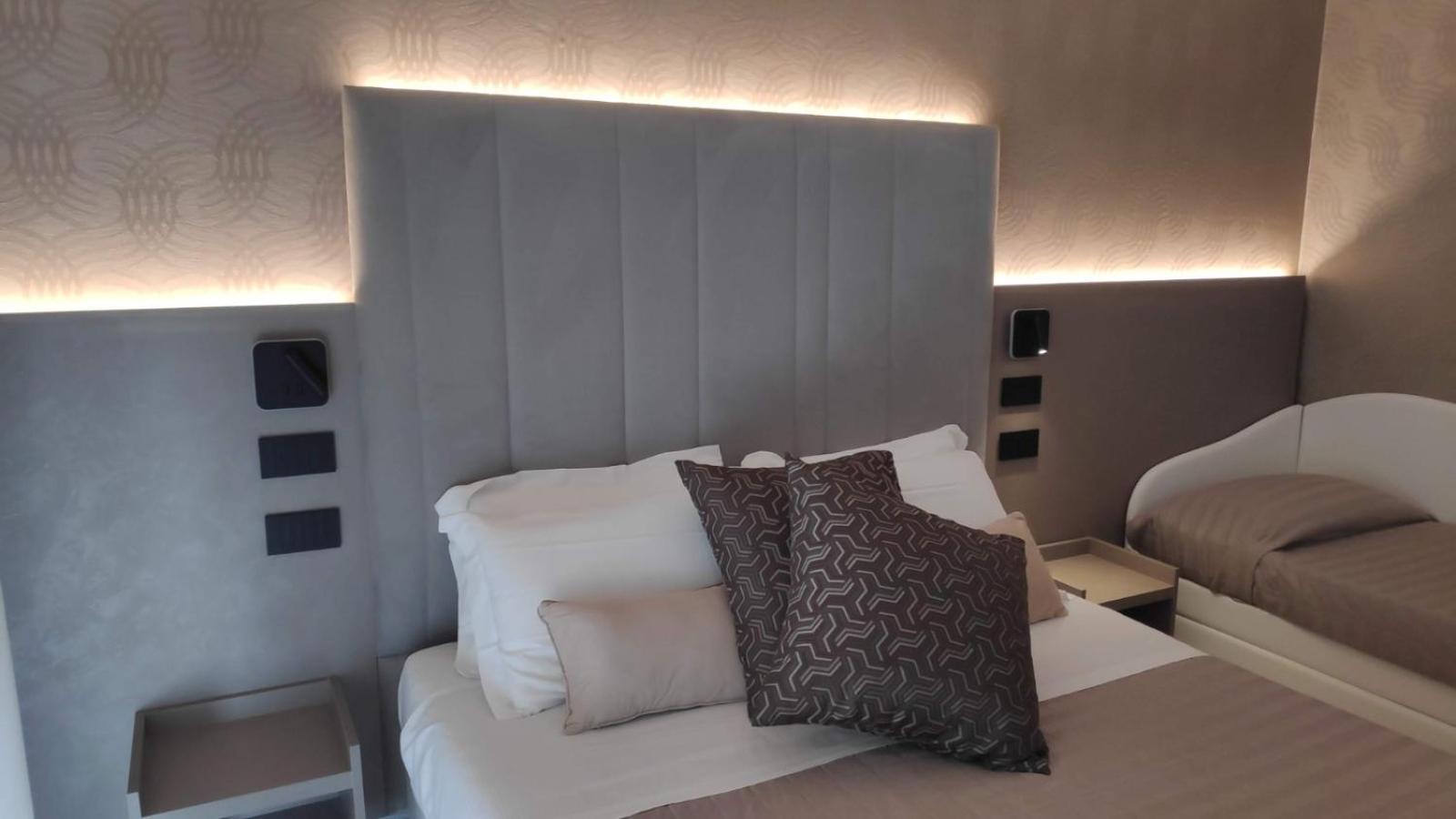 Hotel Ascot Riccione Exterior foto